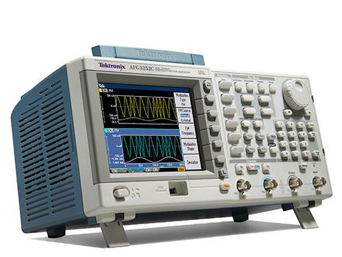 AFG3101C Универсальный генератор сигналов