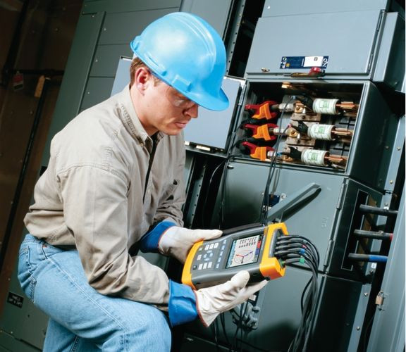 Анализатор энергии Fluke 437 II