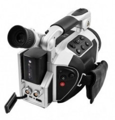 VarioCAM HD research 880 тепловизор