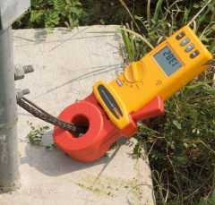 Тестер сопротивления заземления Fluke 1630-2